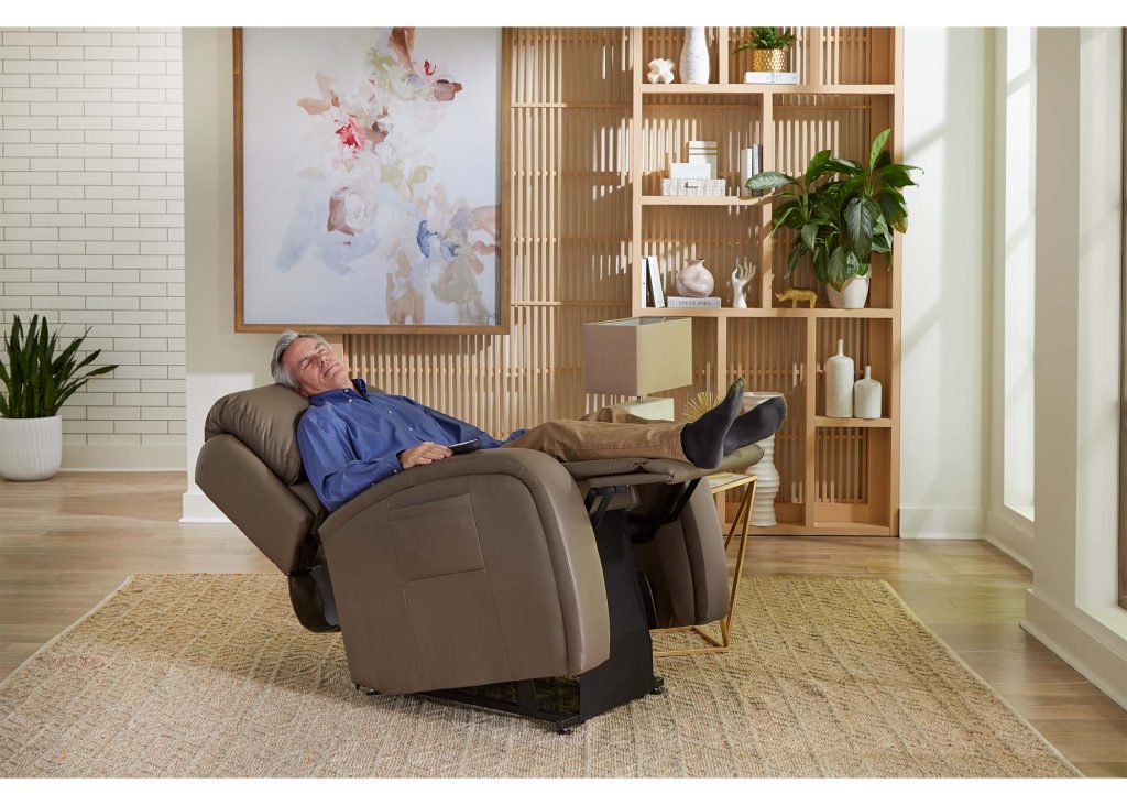 Golden Lift Recliner chair at Williams Medical Supply